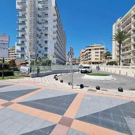 Tinoko Apartament In La Carihuela Beach Torremolinos Exterior photo