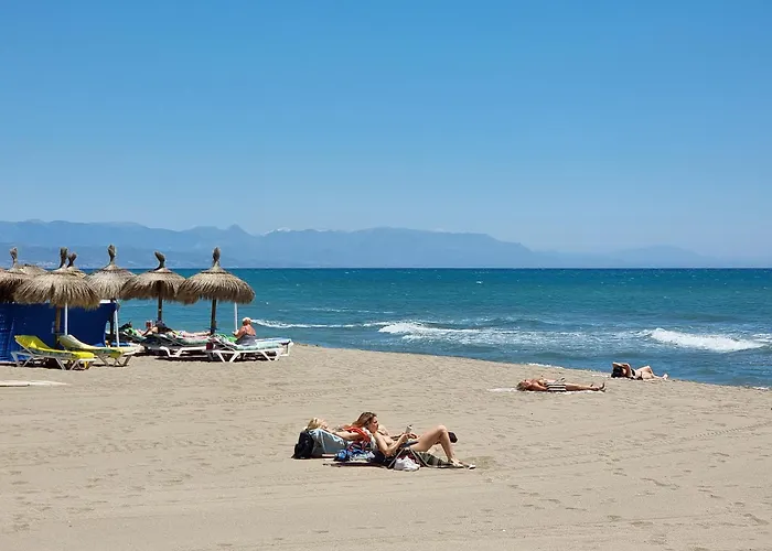 Tinoko Apartament In La Carihuela Beach