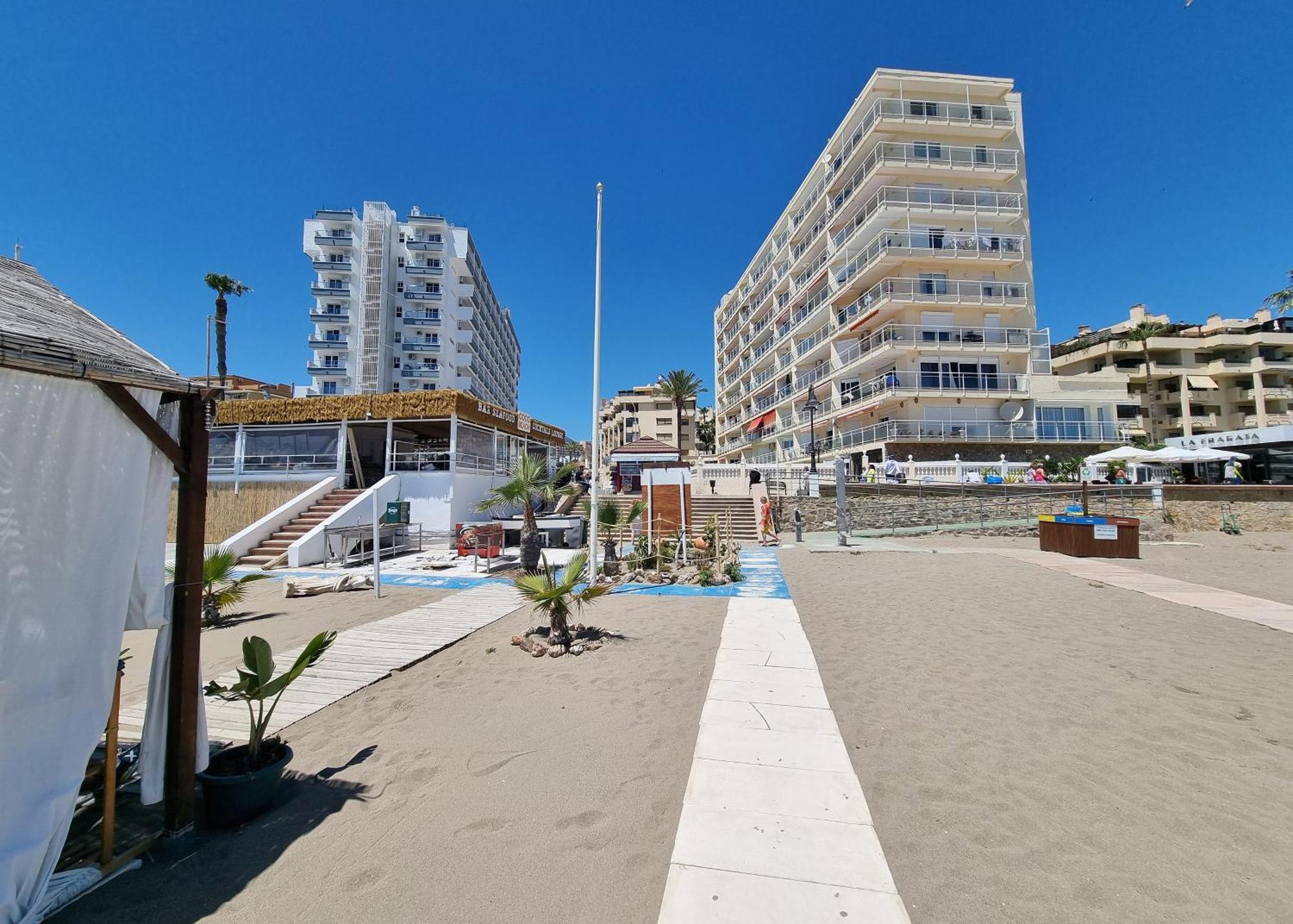 Apartment Tinoko In La Carihuela Torremolinos